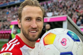 开云体育官方网站凯恩回归赛场，大胜首场状态亮眼，DWG观众沸腾！(凯恩 转会)