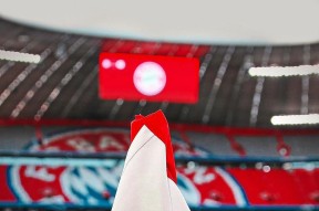 Kaiyun中国官网拜仁慕尼黑发布备战花絮，集结日门线救险，德国杯任务艰巨，赛程密集仍需轮换的简单介绍