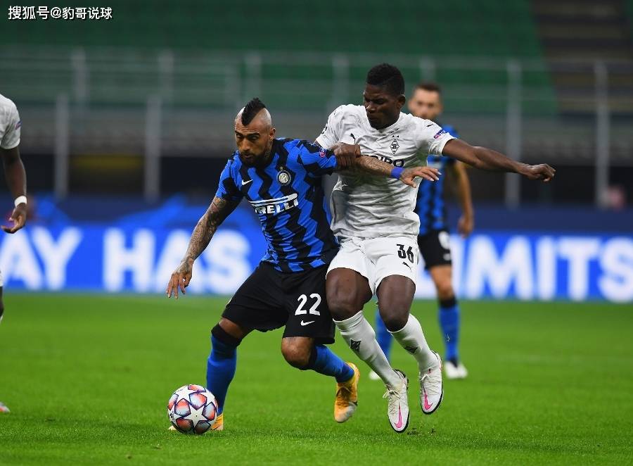 包含风云突变！斯图加特冲刺阶段复出首秀；德国杯版图或变；媒体盛赞；阵容厚度经受考验的词条