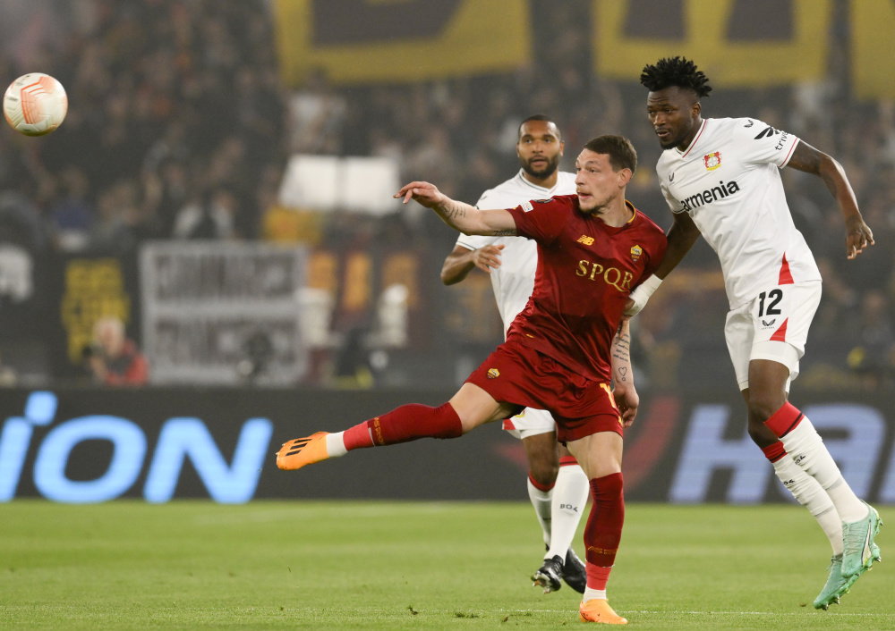 关于转会期勒沃库森备战欧联；复出首秀细节曝光；压力陡增；细节决定成败的信息