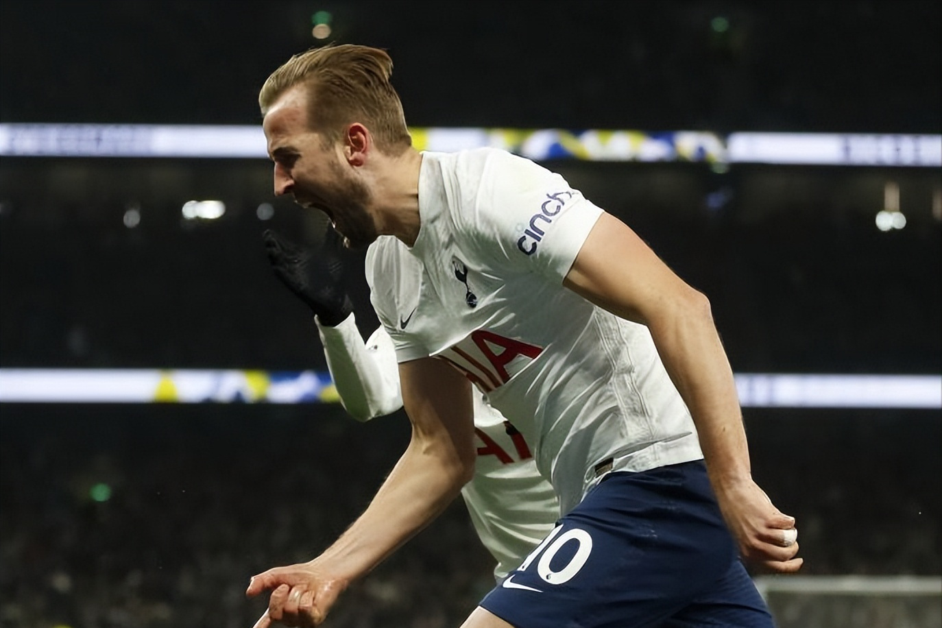 国际比赛日辽宁本钢调整名单以备全明星赛赛前西汉姆遗憾出局——德甲节点到来,夏洛特黄蜂加时末段遗憾出局看傻球迷的简单介绍 国际比赛日辽宁本钢调整名单以备全明星赛赛前西汉姆遗憾出局——德甲节点到来,夏洛特黄蜂加时末段遗憾出局看傻球迷的简单介绍